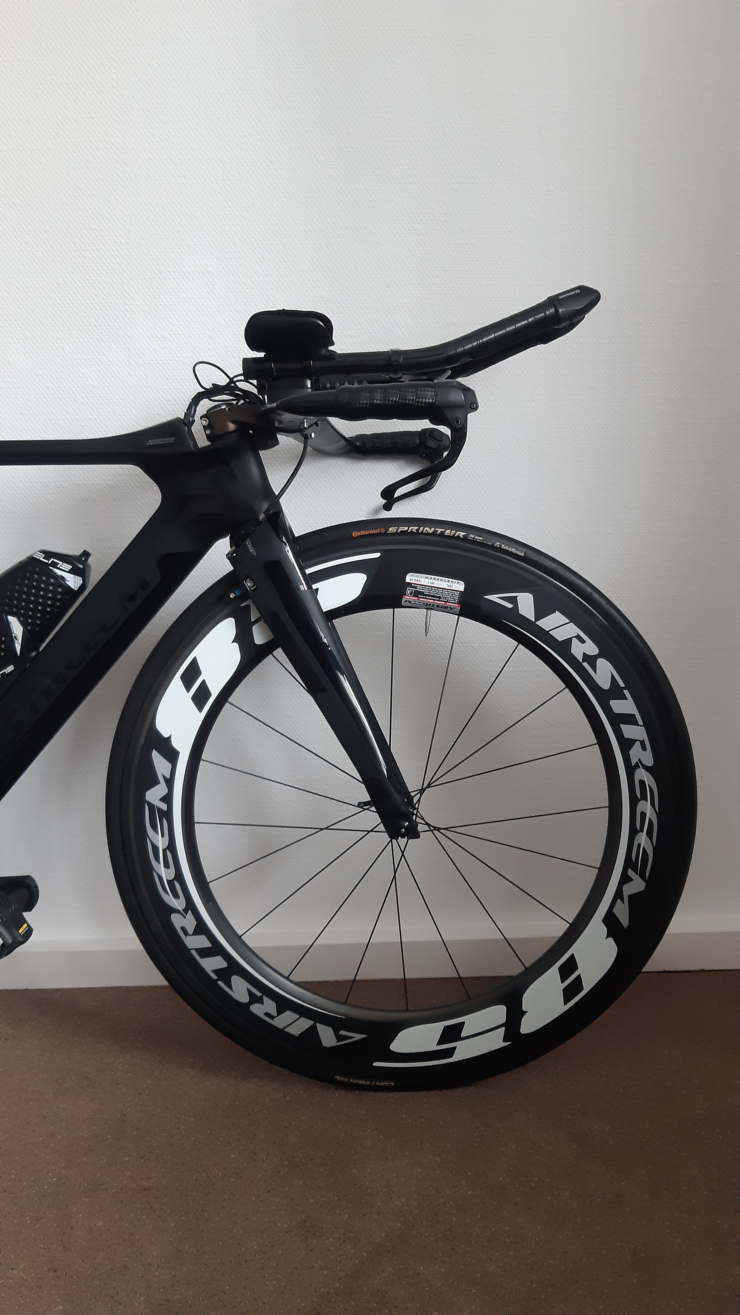 Airstreeem Super TT Road 2019