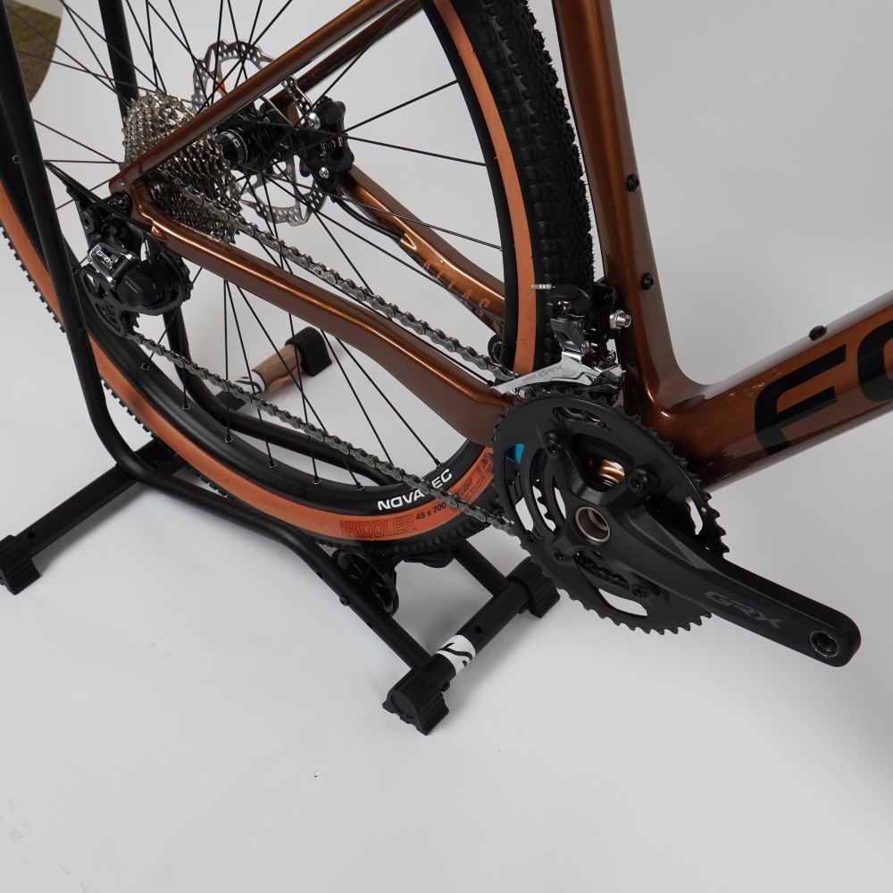 Focus Atlas 8.7 Carbon goldbrown 2023