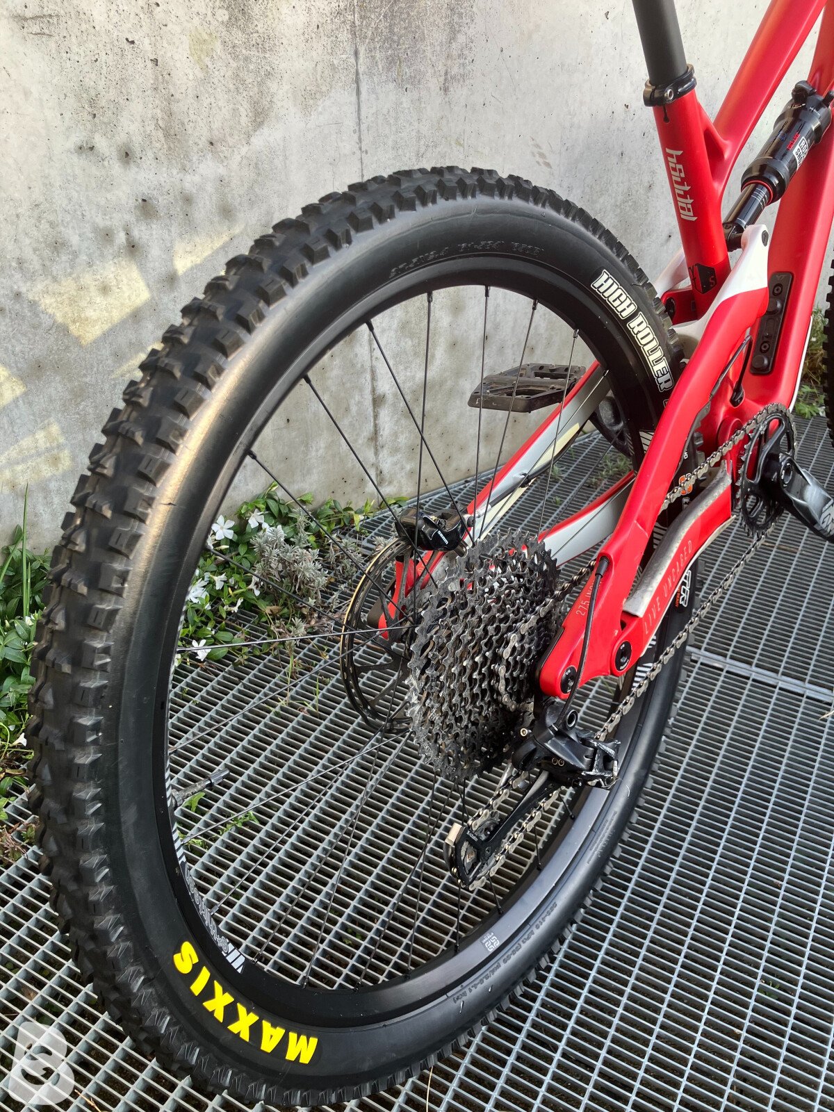 YT Industries Jeffsy CF Pro 2019