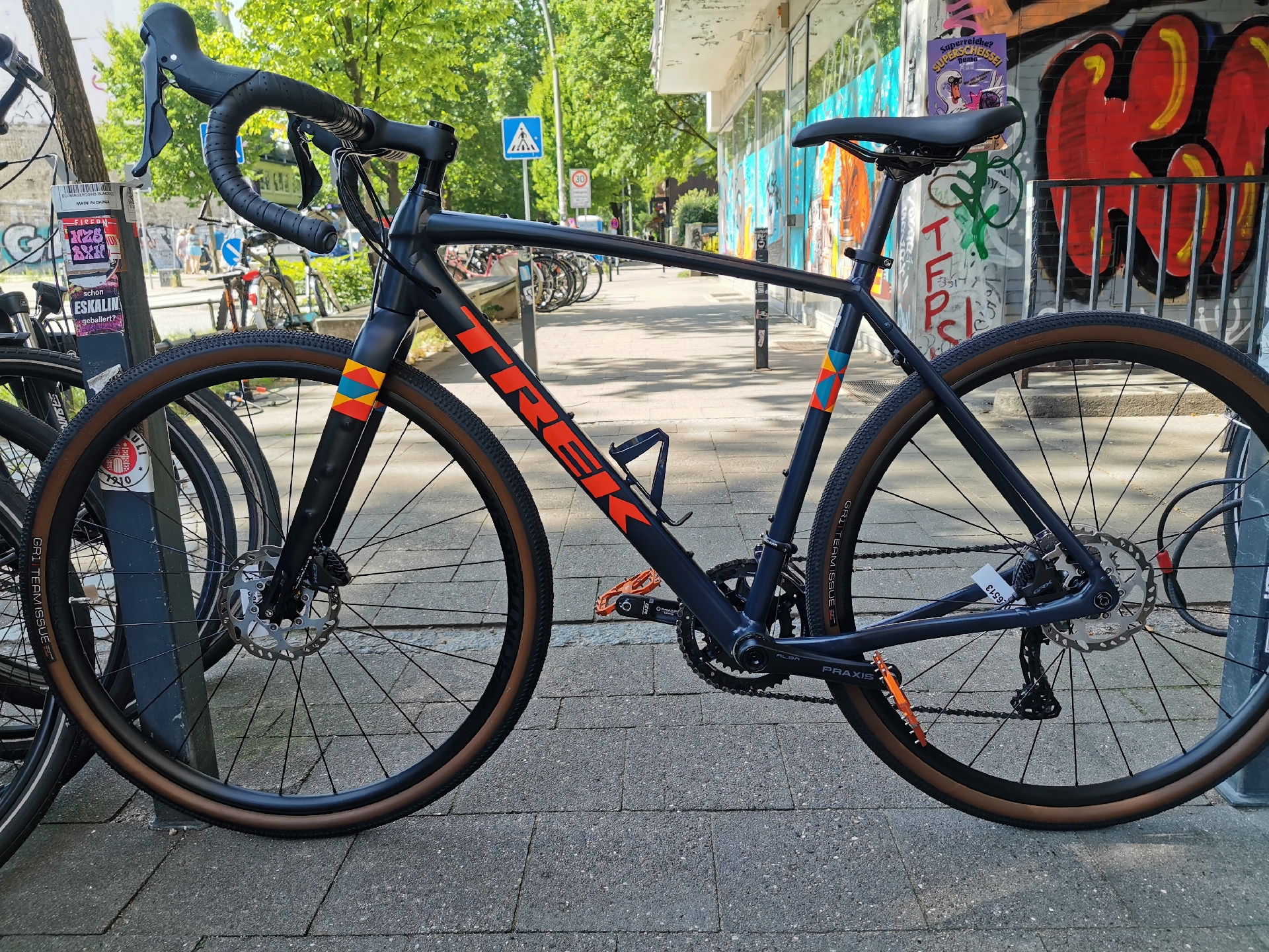 Trek Checkpoint ALR 5 2024