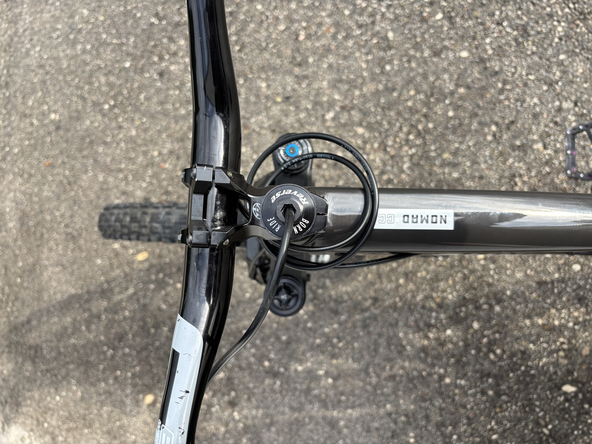 Santa Cruz Nomad Carbon CC X01 2022