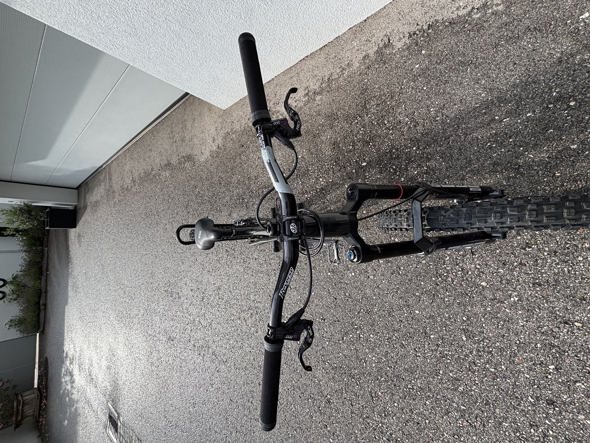 Santa Cruz Nomad Carbon CC X01 2022