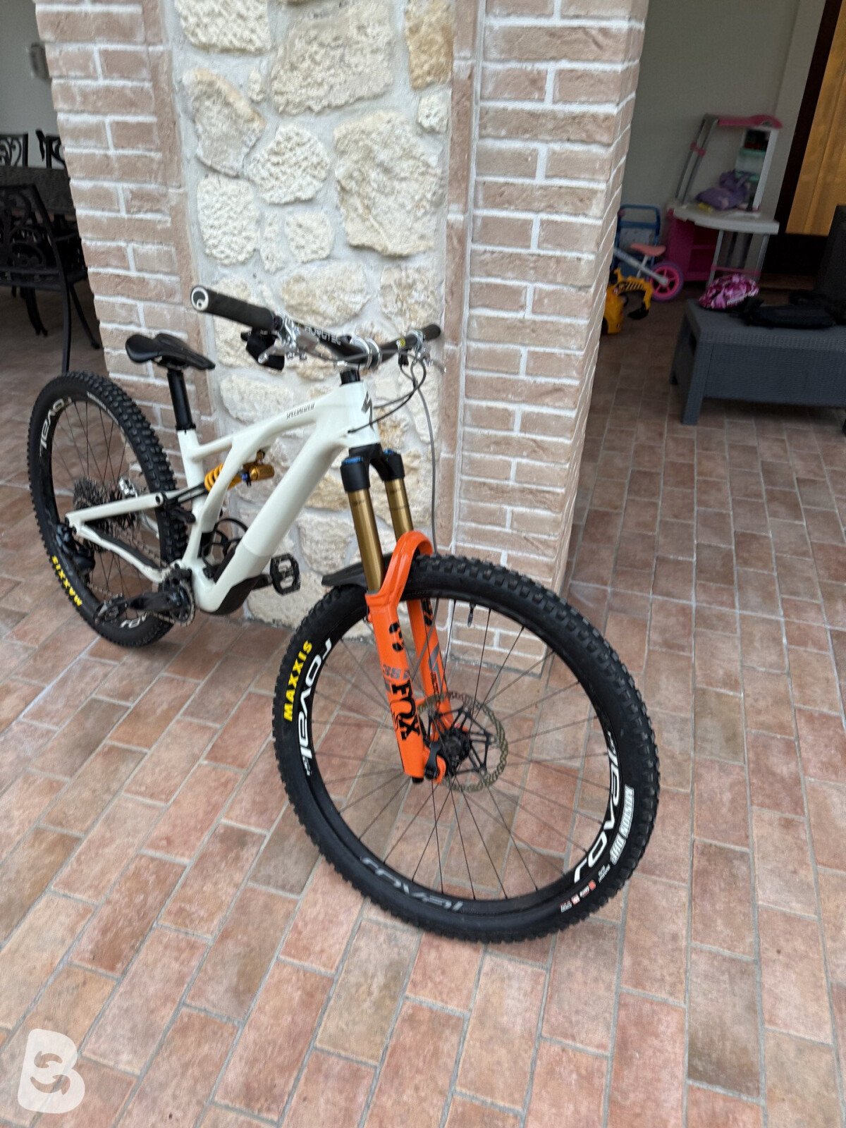 Specialized Stumpjumper EVO Expert 2024