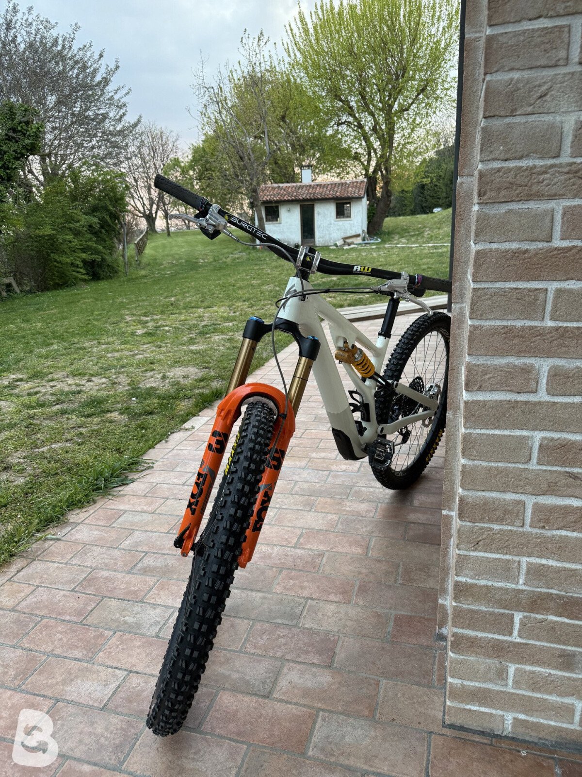 Specialized Stumpjumper EVO Expert 2024