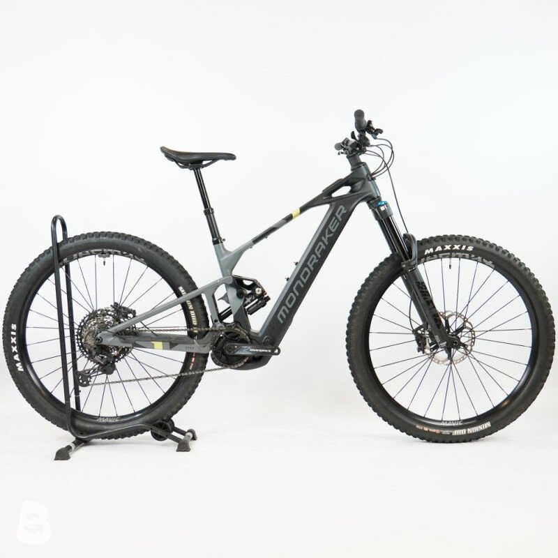 Mondraker Crafty Carbon R 2025