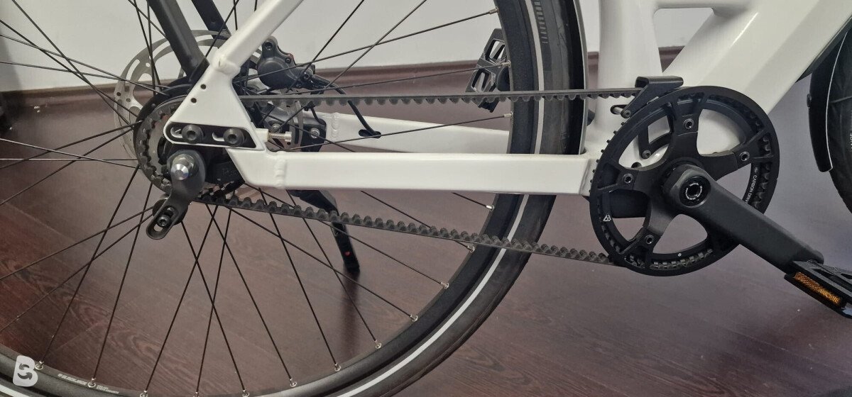 Riese & Müller UBN SIX 2025