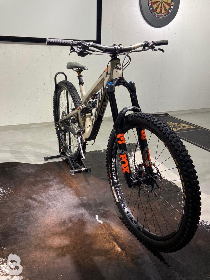 Pivot Firebird Pro XT/XTR 2019