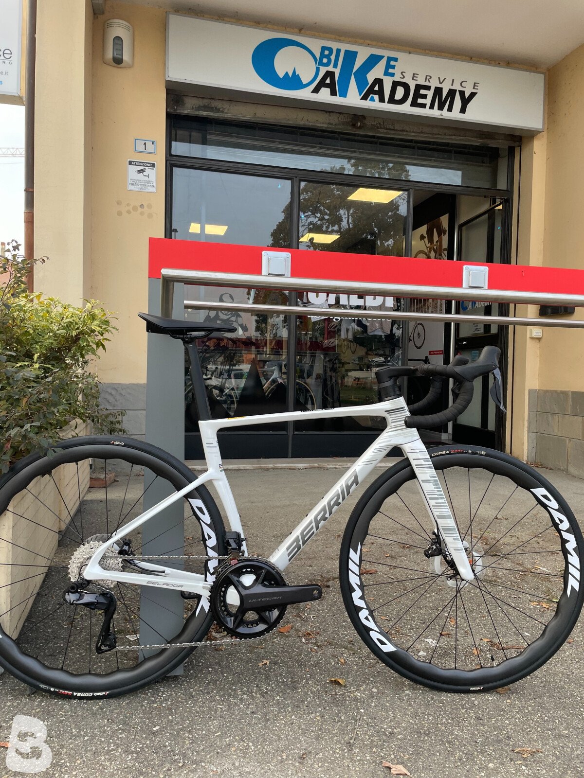 Berria BELADOR PRO ULTEGRA DI2 2025