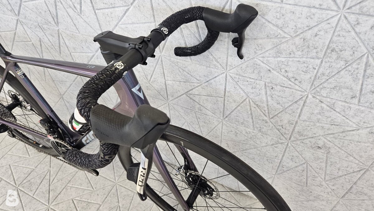 Giant TCR ADVANCED PRO 2025 SRAM RED AXS LTD ED 2025