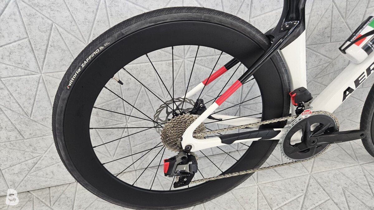 Aerotec D-ONE CARBON ROAD SRAM RIVAL ETAP AXS 12S FAST SIXTY 2025