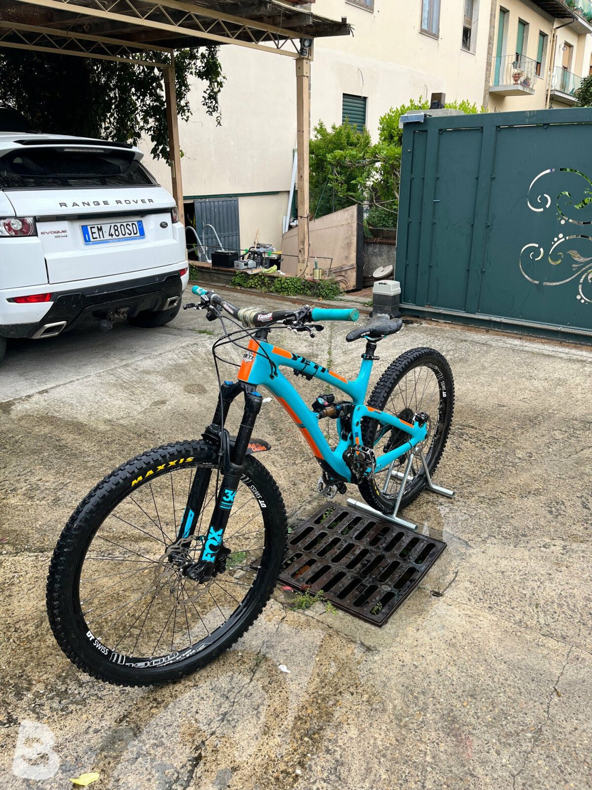Yeti ARC C1 2019
