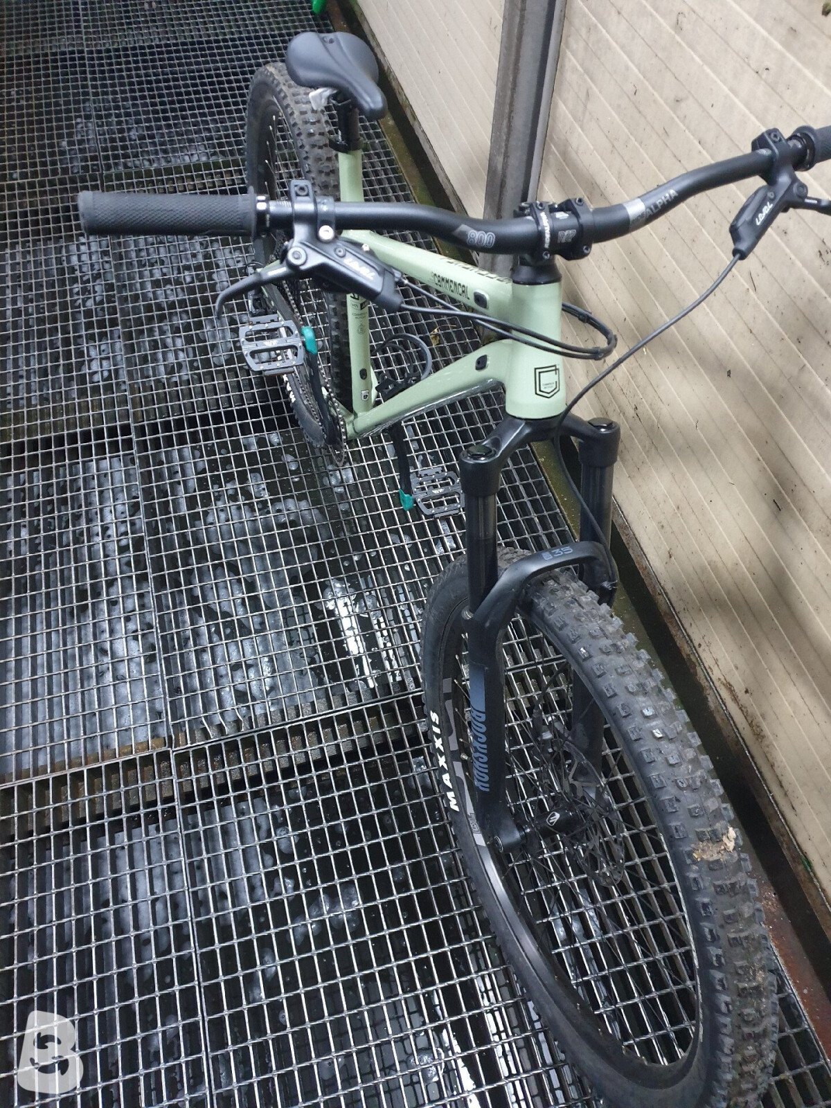 Commencal Meta HT AM Essential 2022