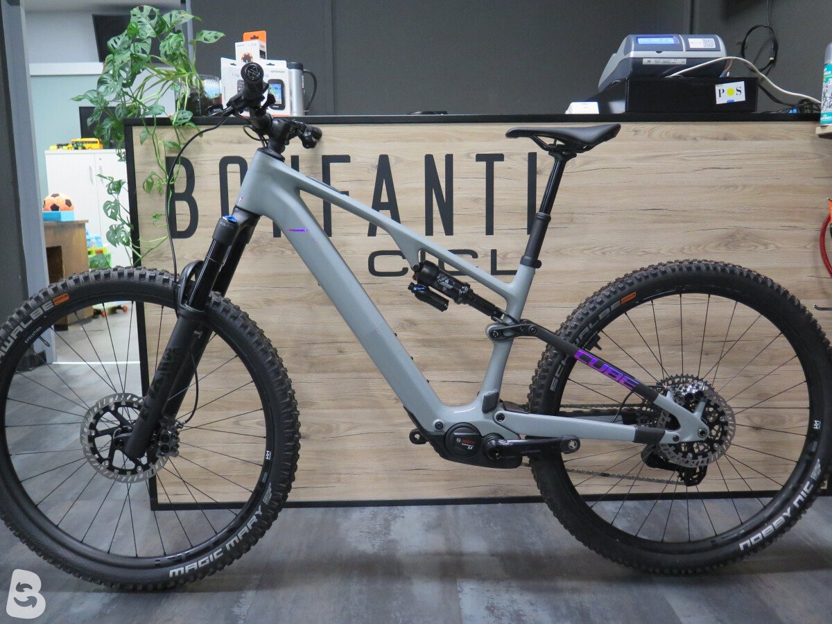 Cube Bikes ams hybrid one 44 2025