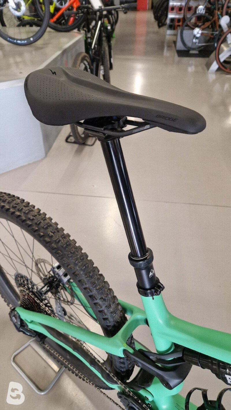 Specialized Stumpjumper 15 Expert 2025