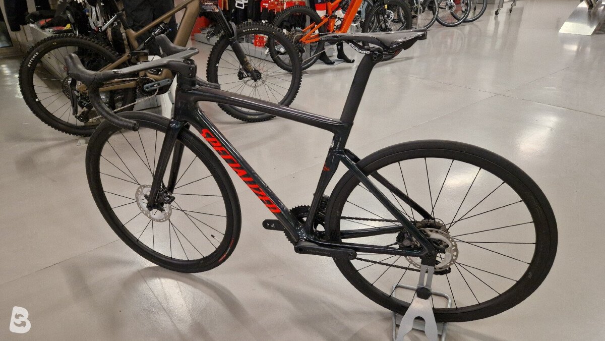 Specialized Tarmac SL7 Expert Ultegra Di2 2023