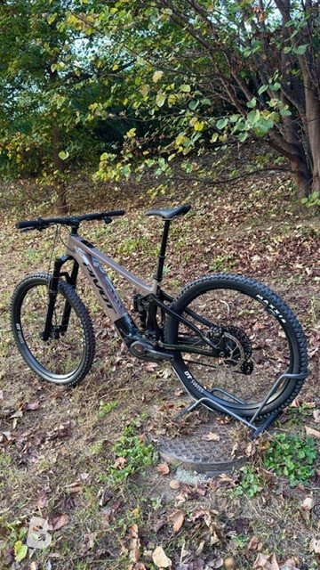 Pivot shuttle AM pro 2026
