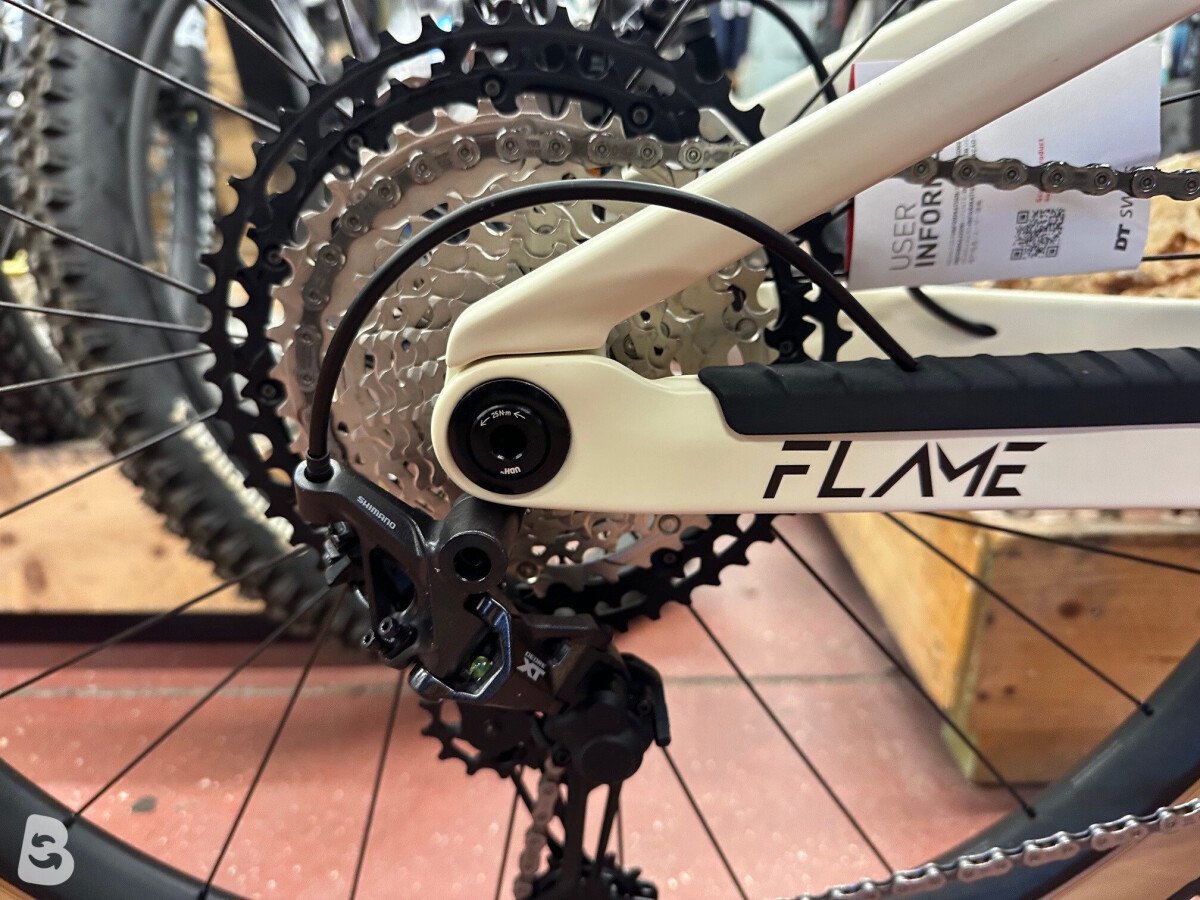 Megamo FLAME CRB 03 2026