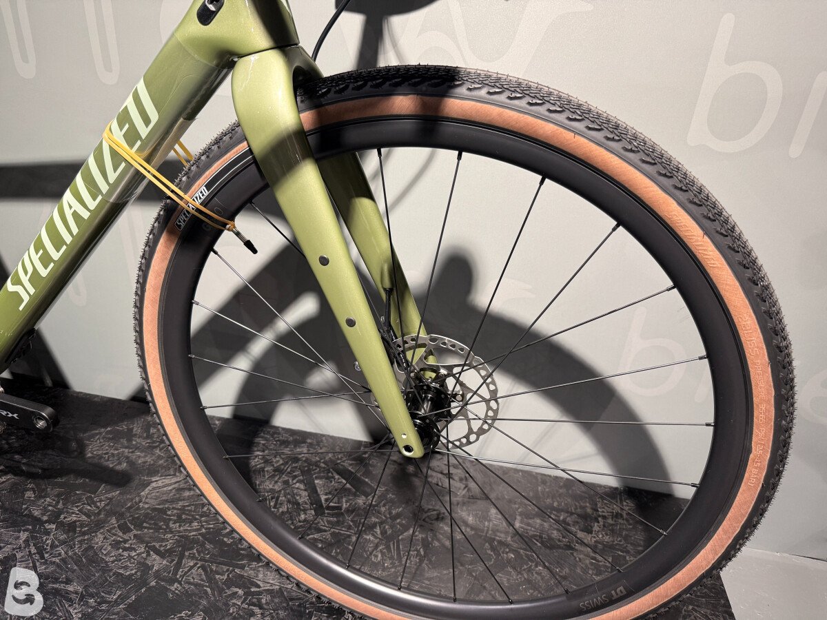 Specialized Diverge Sport Carbon 2025
