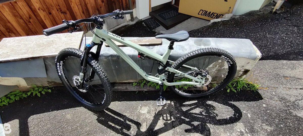 Commencal Meta AM Essential 2021