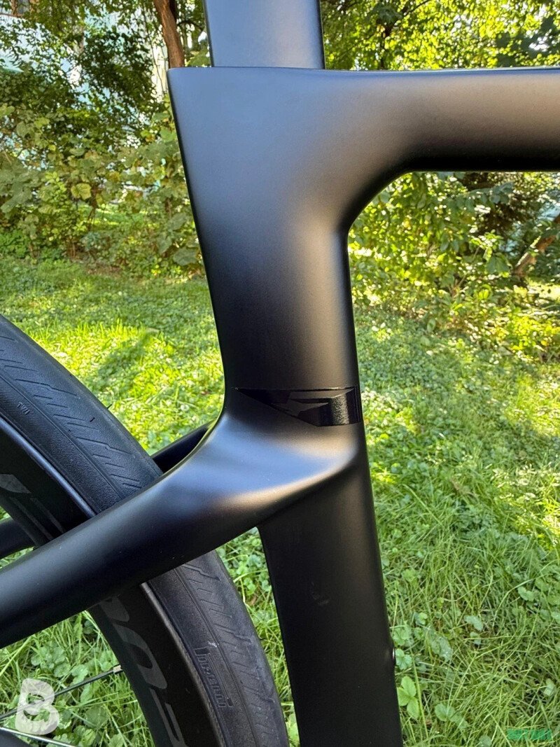 Pinarello Dogma F 2024