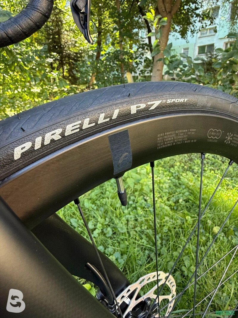 Pinarello Dogma F 2024