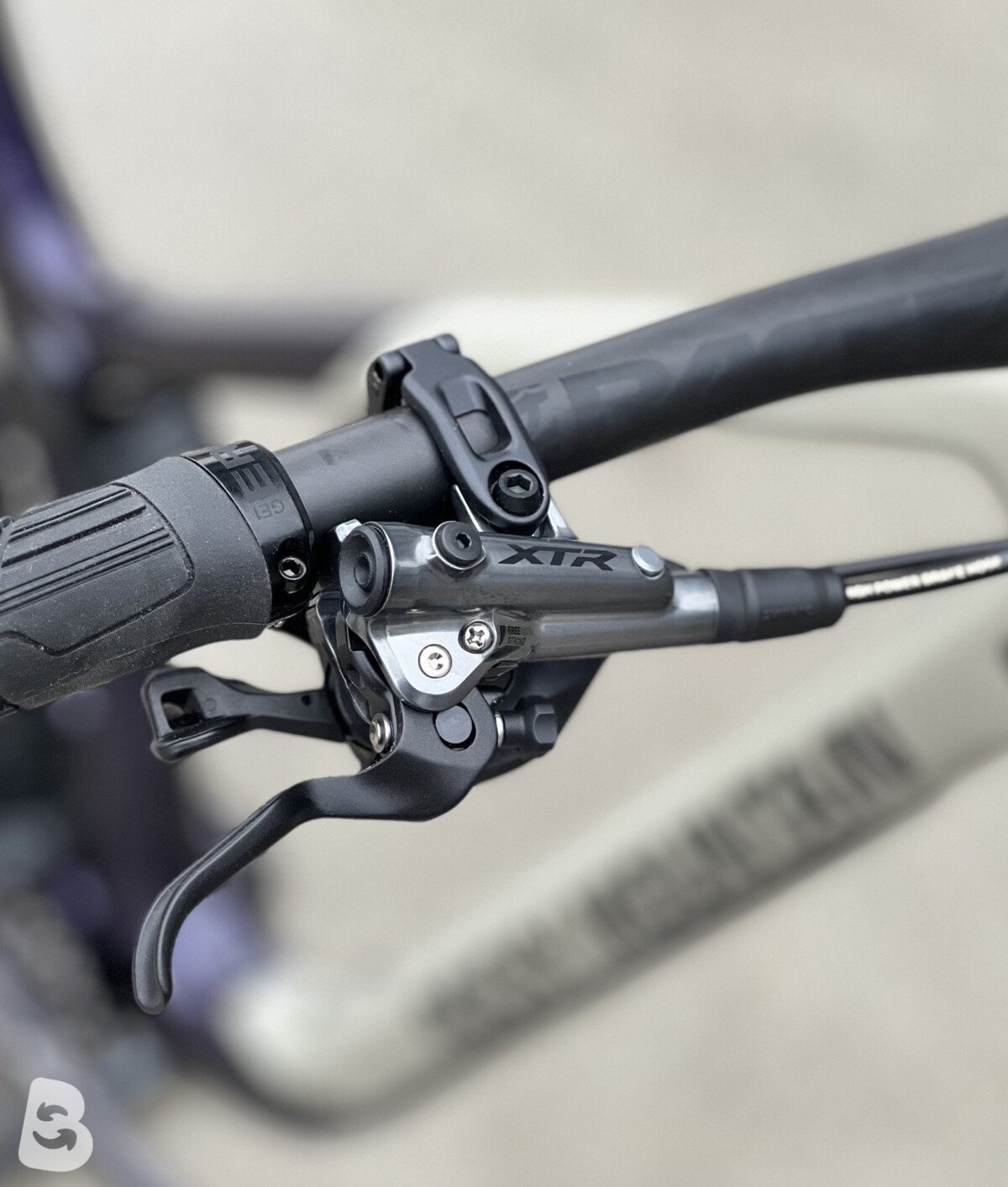 Rocky Mountain Instinct Carbon 90 2021