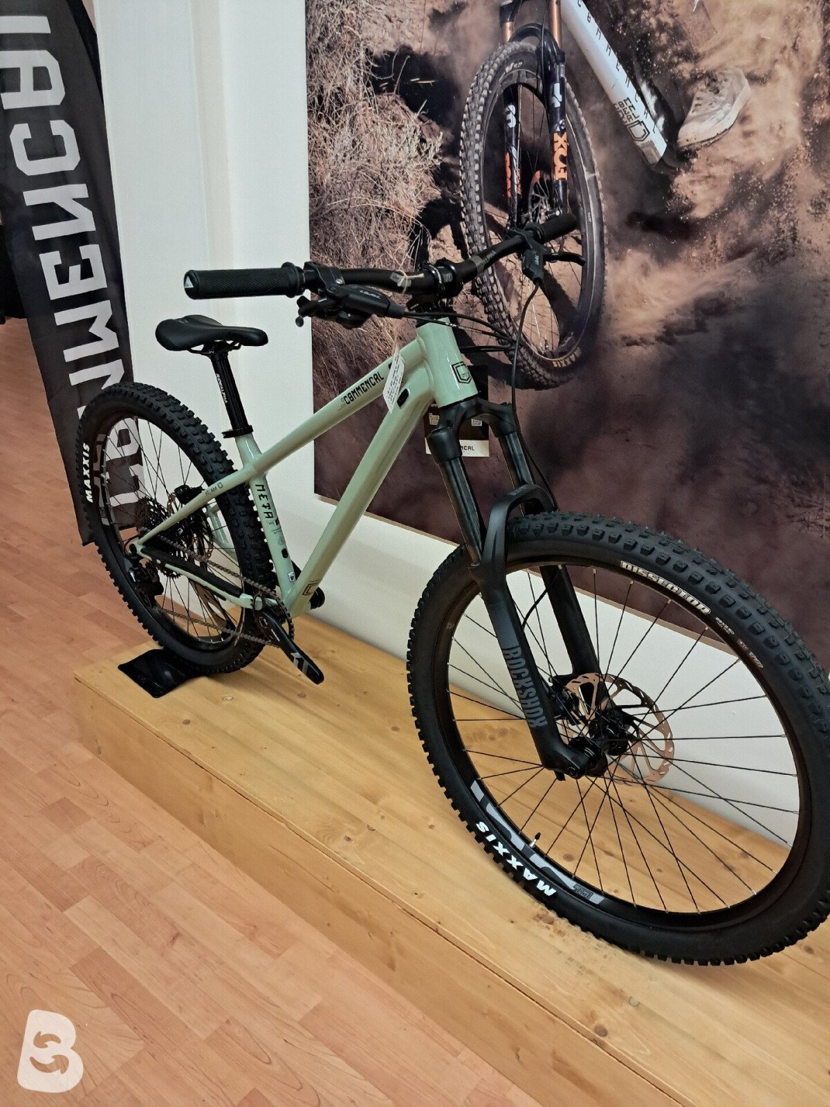 Commencal Meta HT/AM 2025