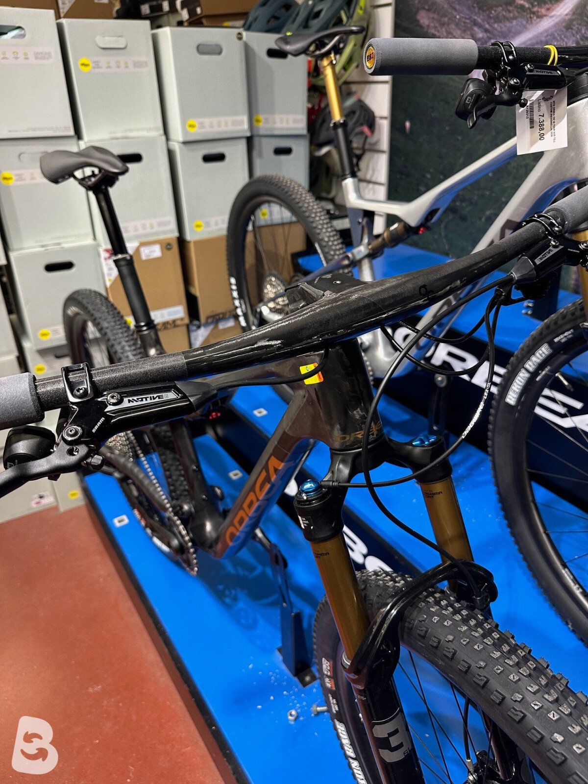 Orbea OIZ M-TEAM AXS 2026
