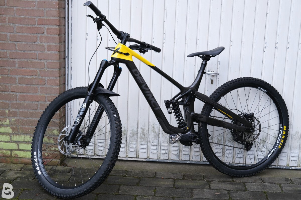 Devinci Spartan Carbon GX 2024