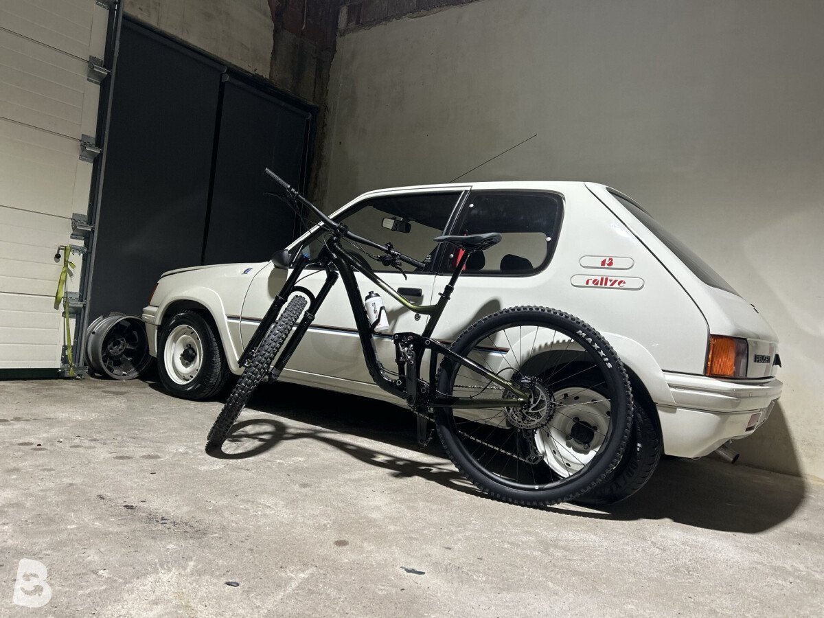 Giant Trance 1 2022