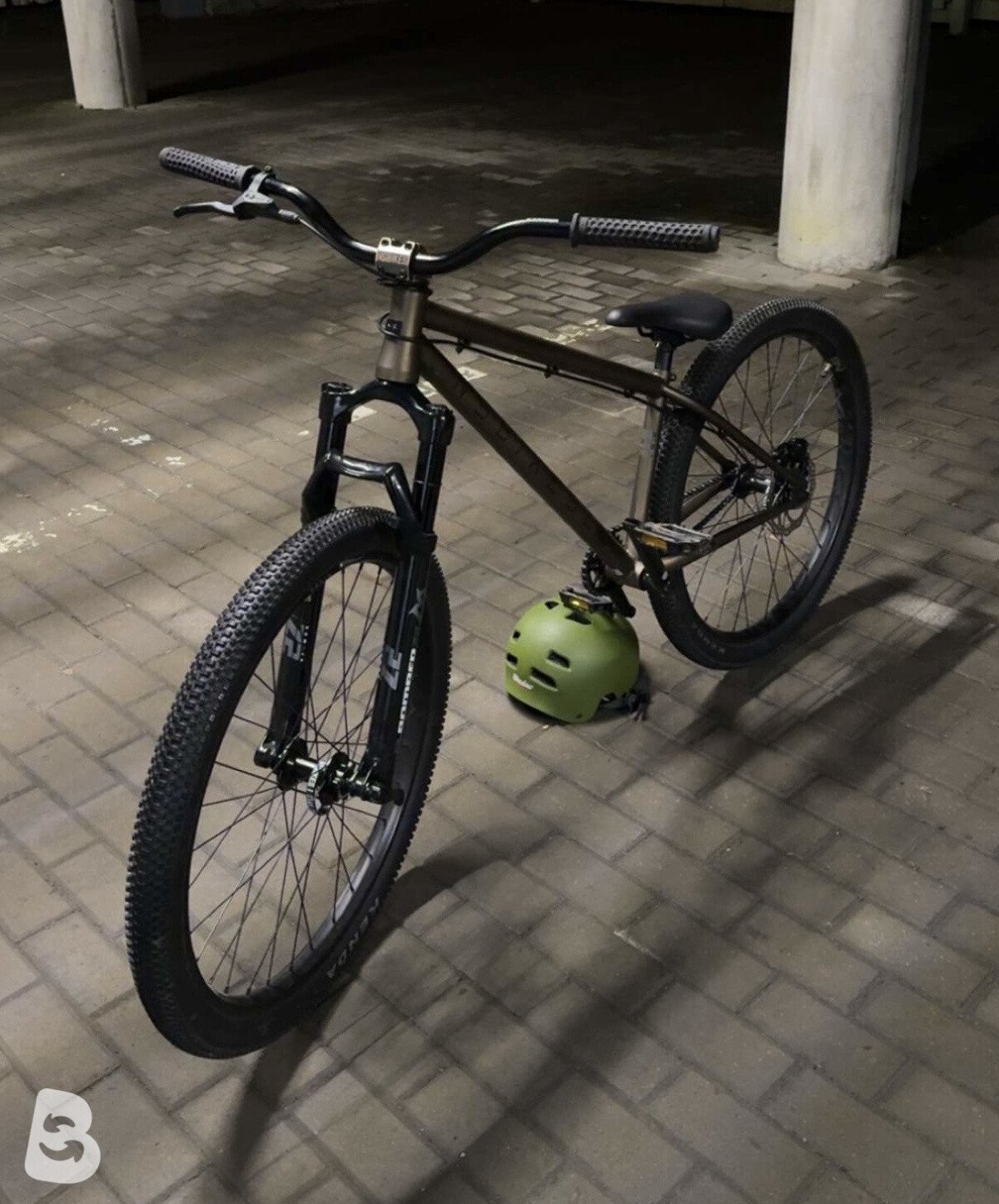 NS Bikes Metropolis 1 2024