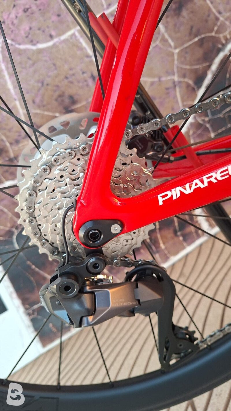 Pinarello F7 2025
