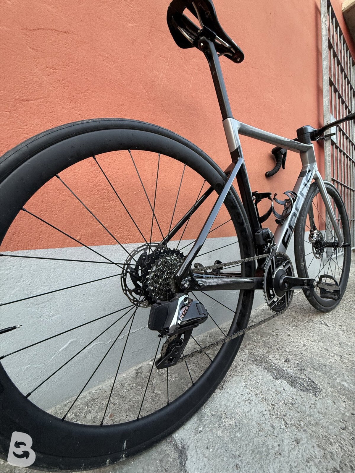 Focus IZALCO MAX DISC 9.7 2020
