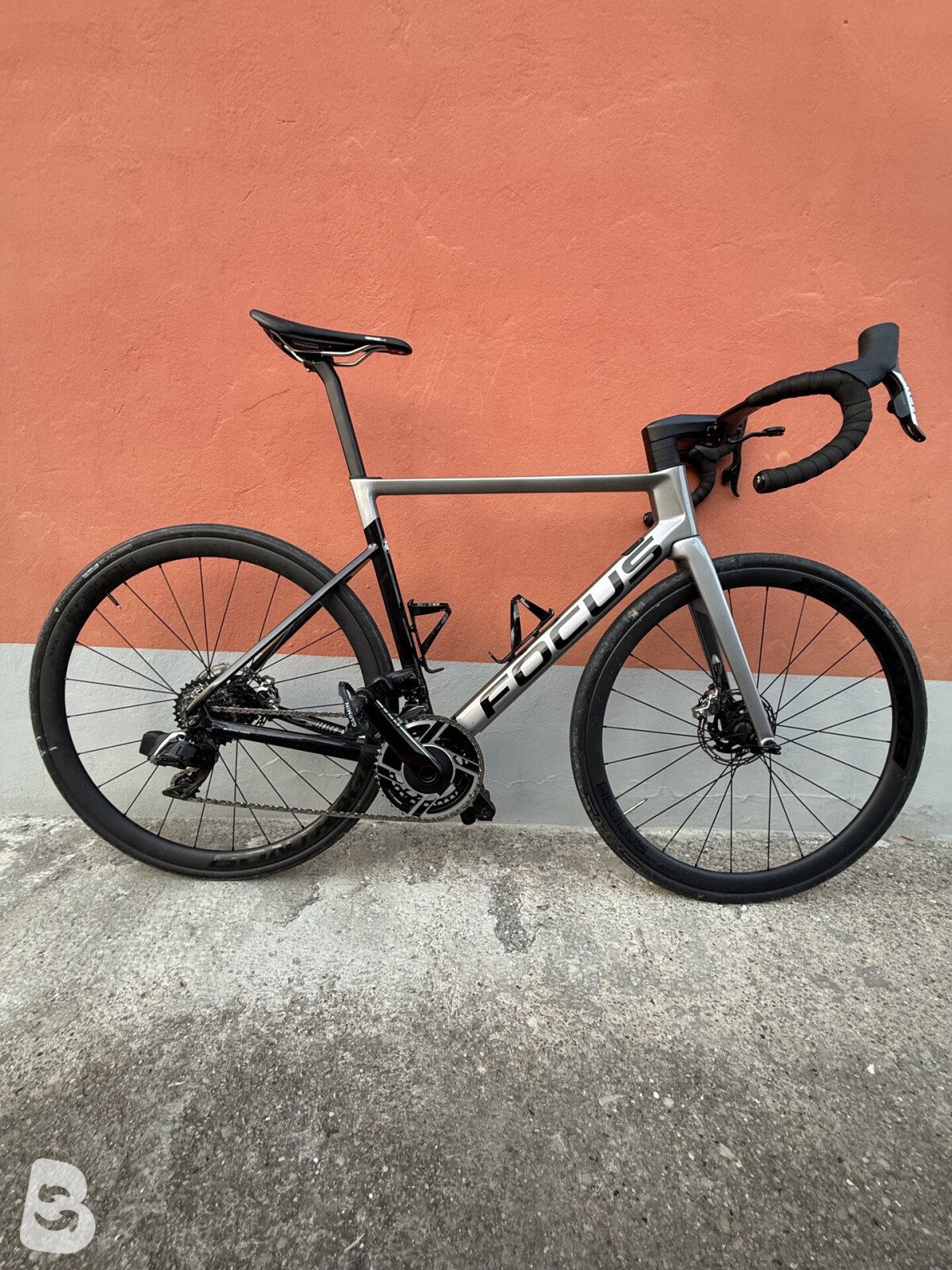 Focus IZALCO MAX DISC 9.7 2020