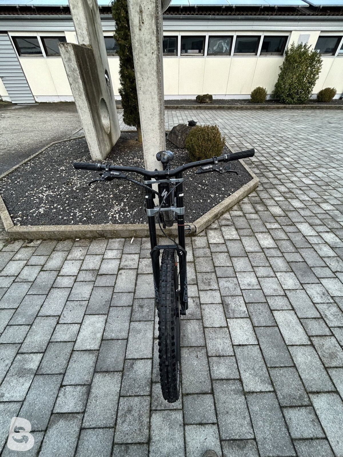 Specialized Demo Expert 2021
