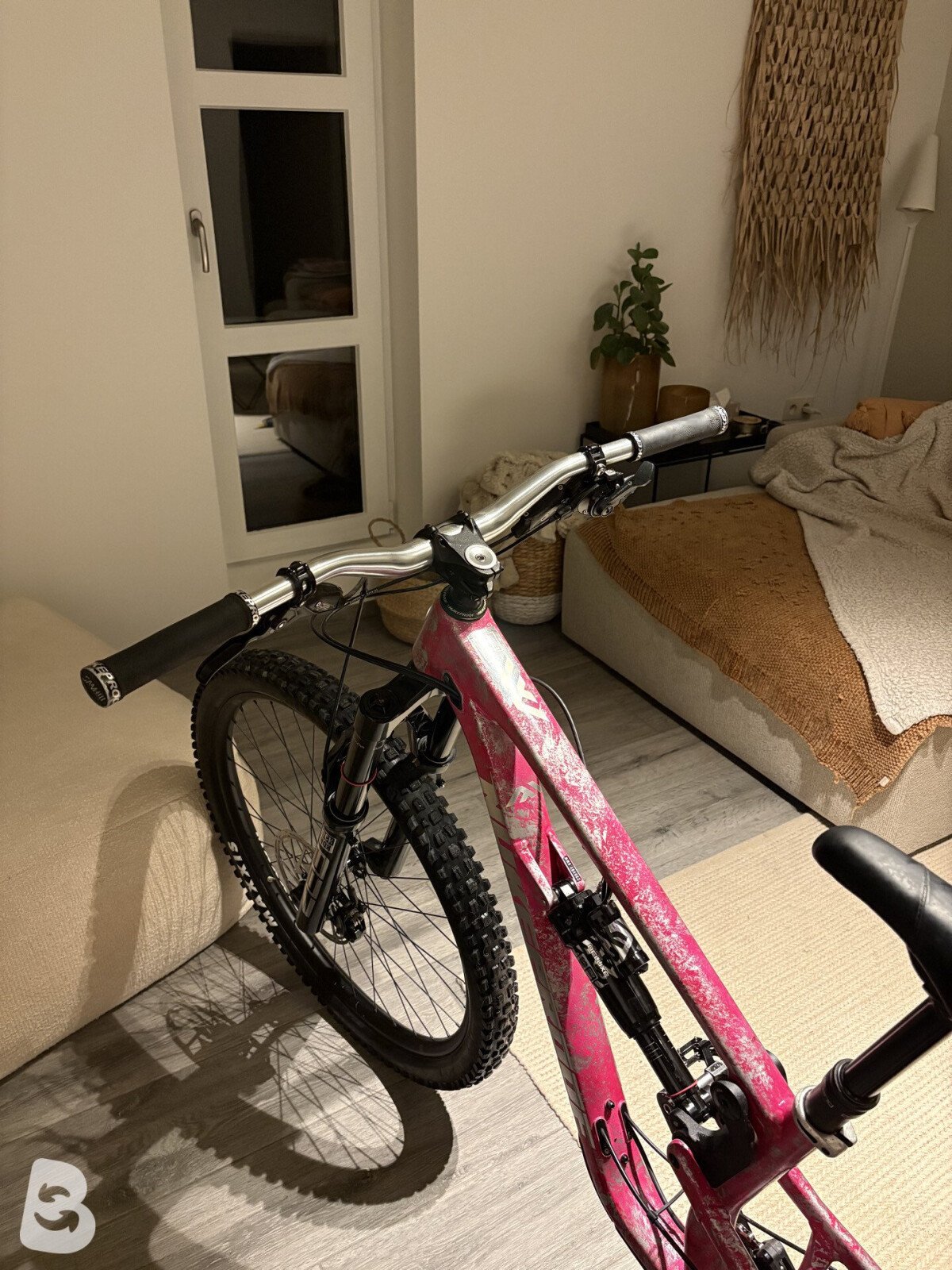 Nukeproof Mega 297 Pro custom 2024