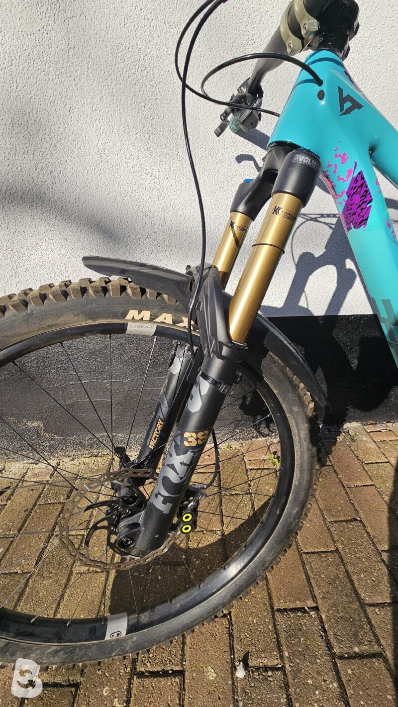 YT Industries Capra Core 4 2023