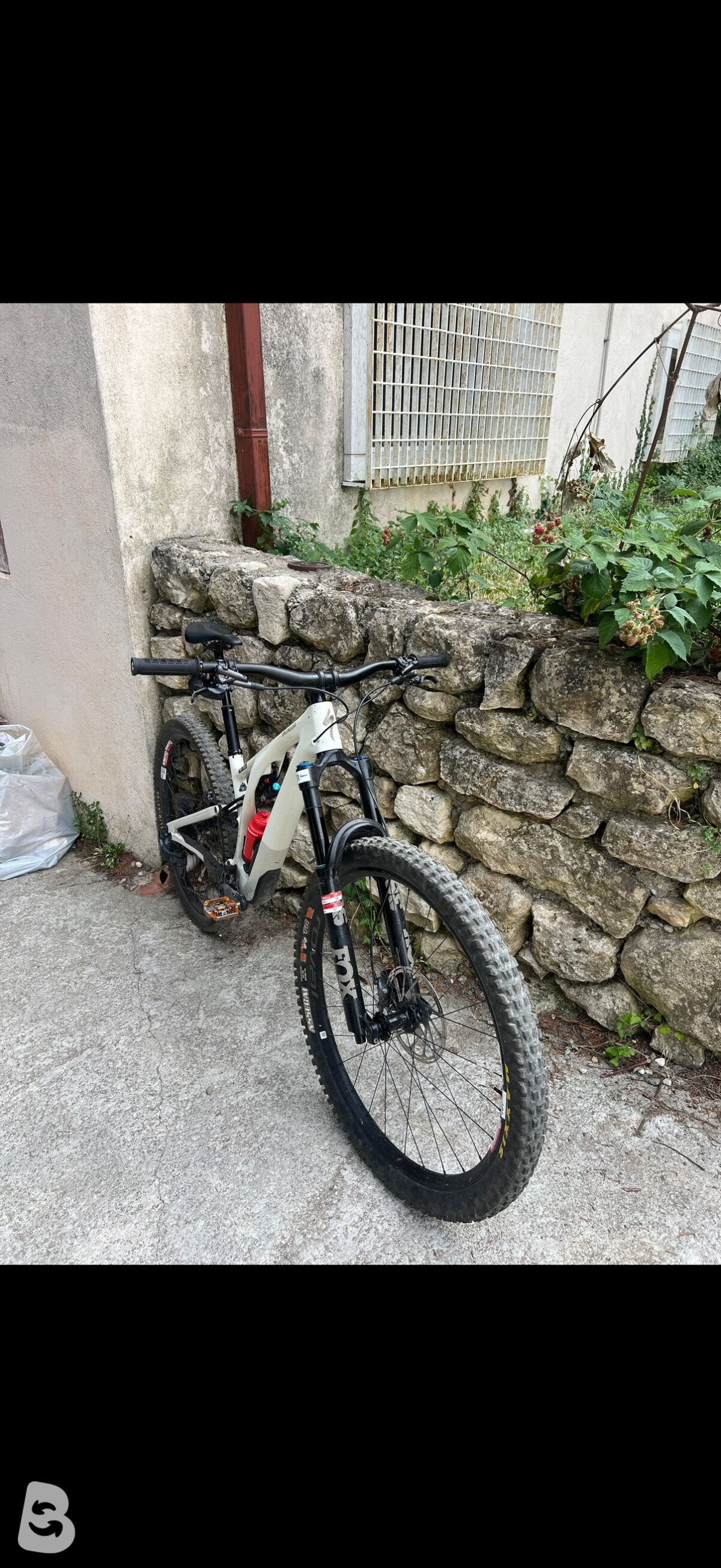 Specialized Stumpjumper evo expert carbon 2023