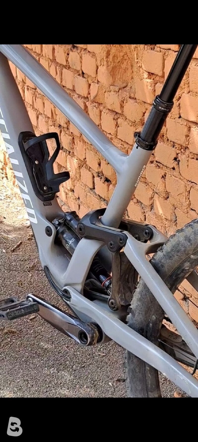 Specialized enduro Comp 2022