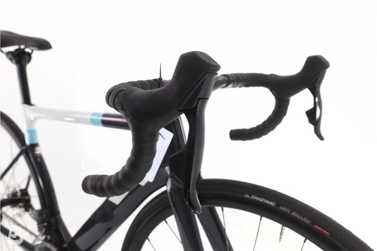 3T 3T Strada Team AXS 12V 2024