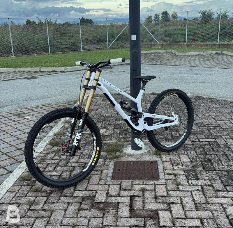 Commencal Furious Signature 2024