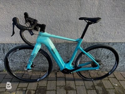 Bianchi e-Arcadex 2023