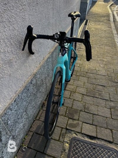 Bianchi e-Arcadex 2023
