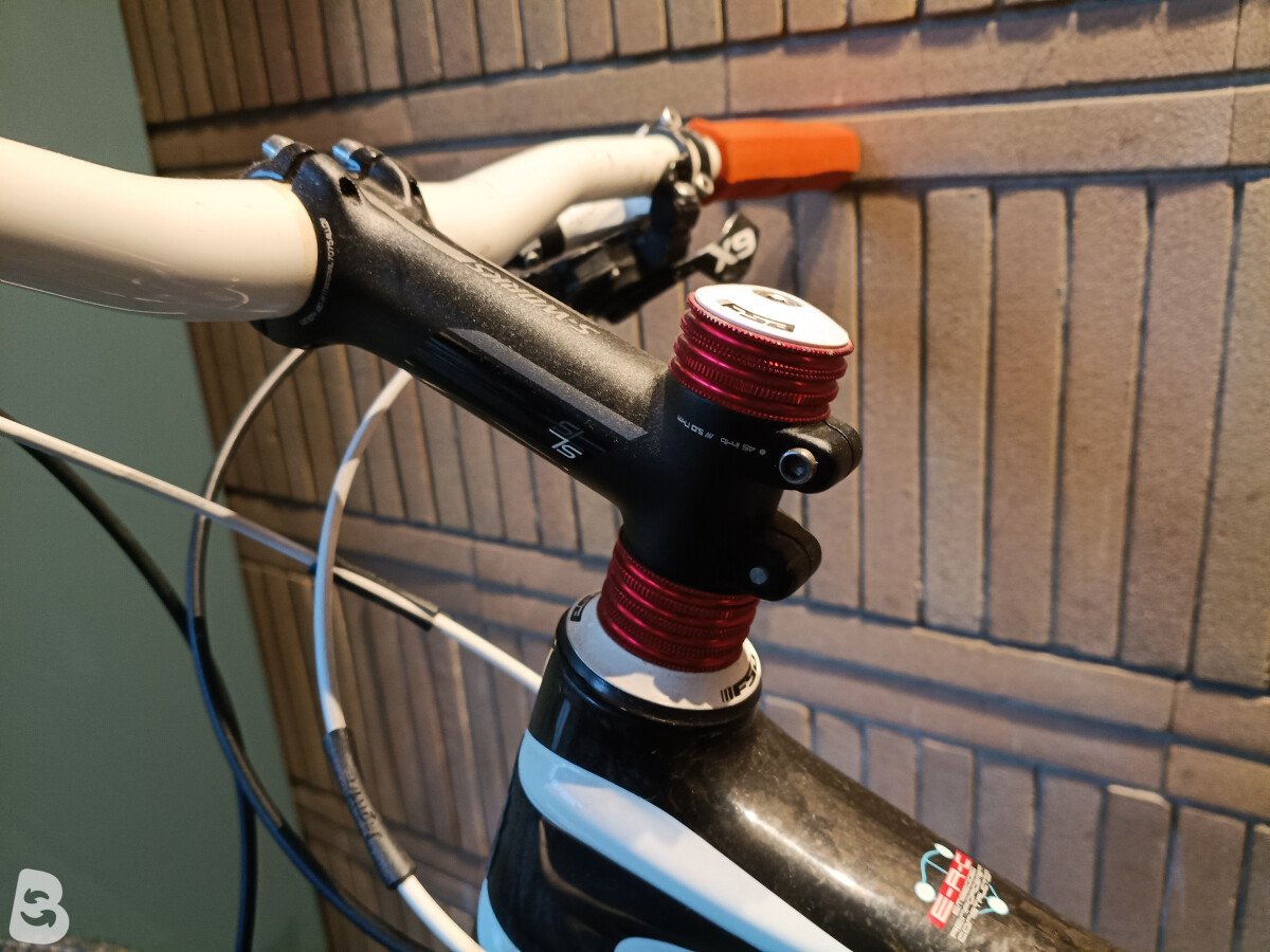 Bianchi Methanol 9500 carbon 2012