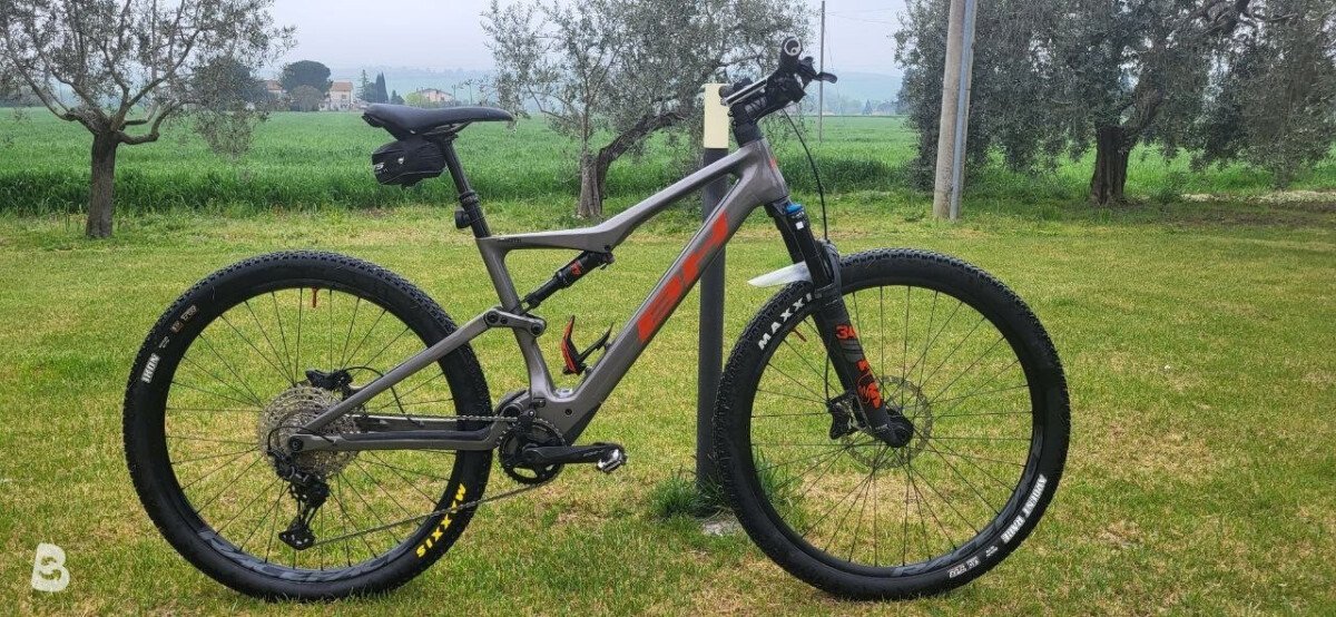 BH ILYNX RACE CARBON 7.6 2022