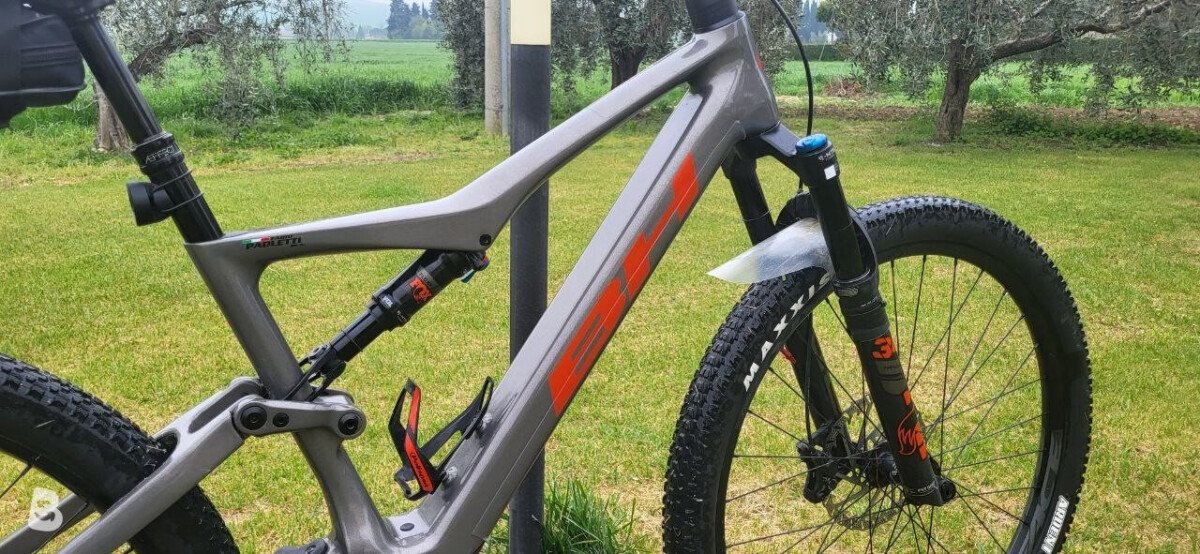 BH ILYNX RACE CARBON 7.6 2022