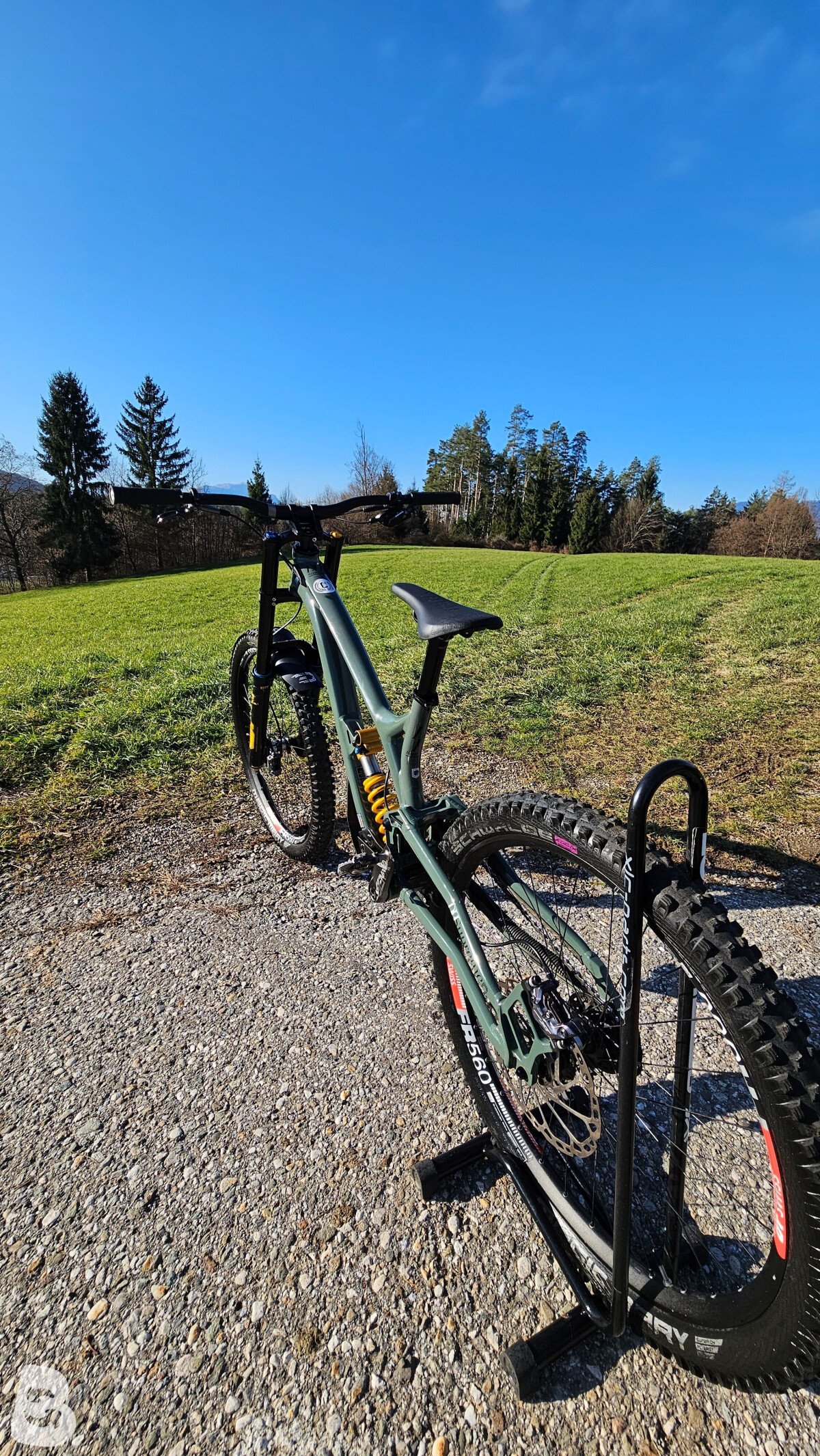 Commencal Supreme V4 Öhlins 2022