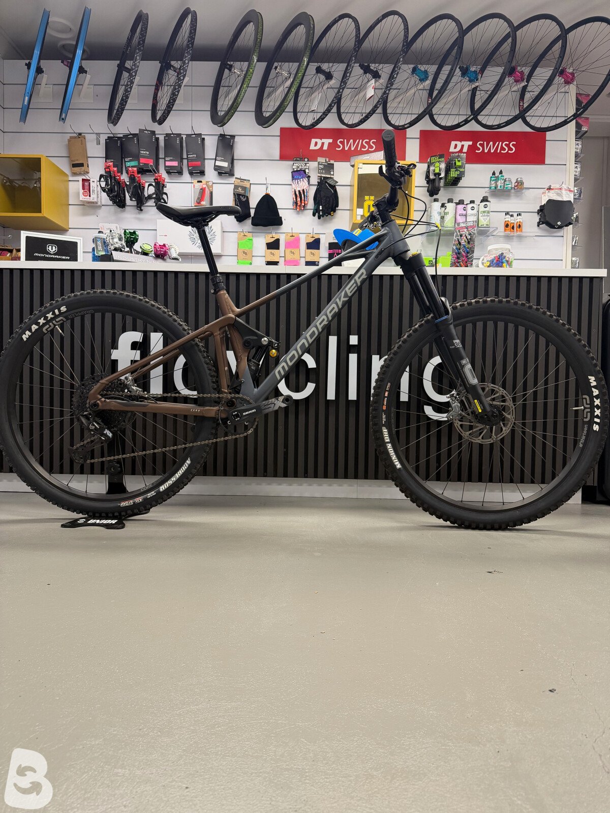 Mondraker Foxy R 2024