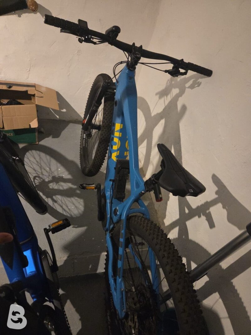 Nox Cycles Nox Hybrid Enduro 7.1 Enduro Comp 2022