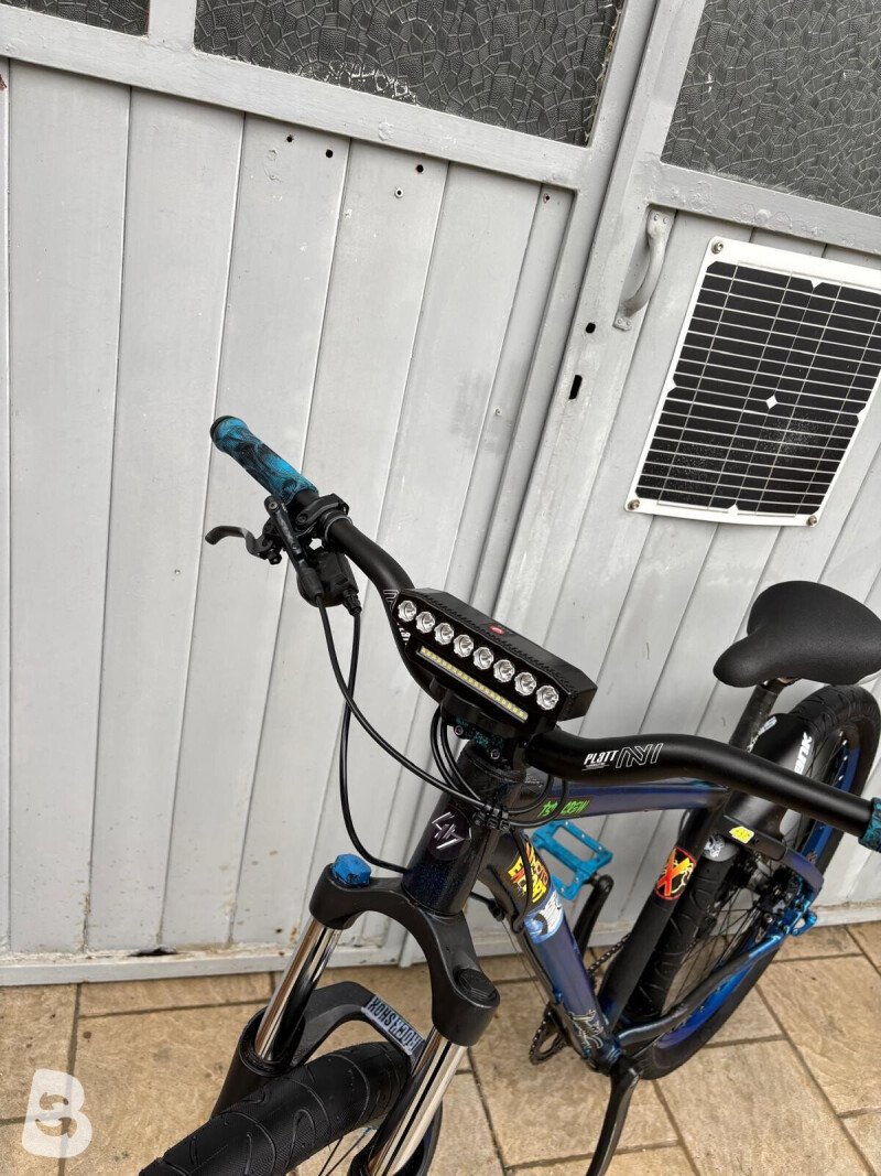 Rockrider 530 2023